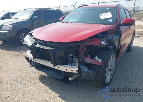 2018 Alfa Romeo Stelvio Ti Sport Awd из США, поврежденный, VIN ZASFAKNN9J7B65021